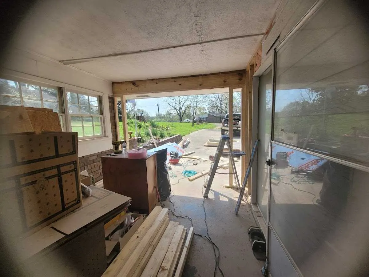 Air movers and dehumidifier for Drying & Dehumidification in Macon